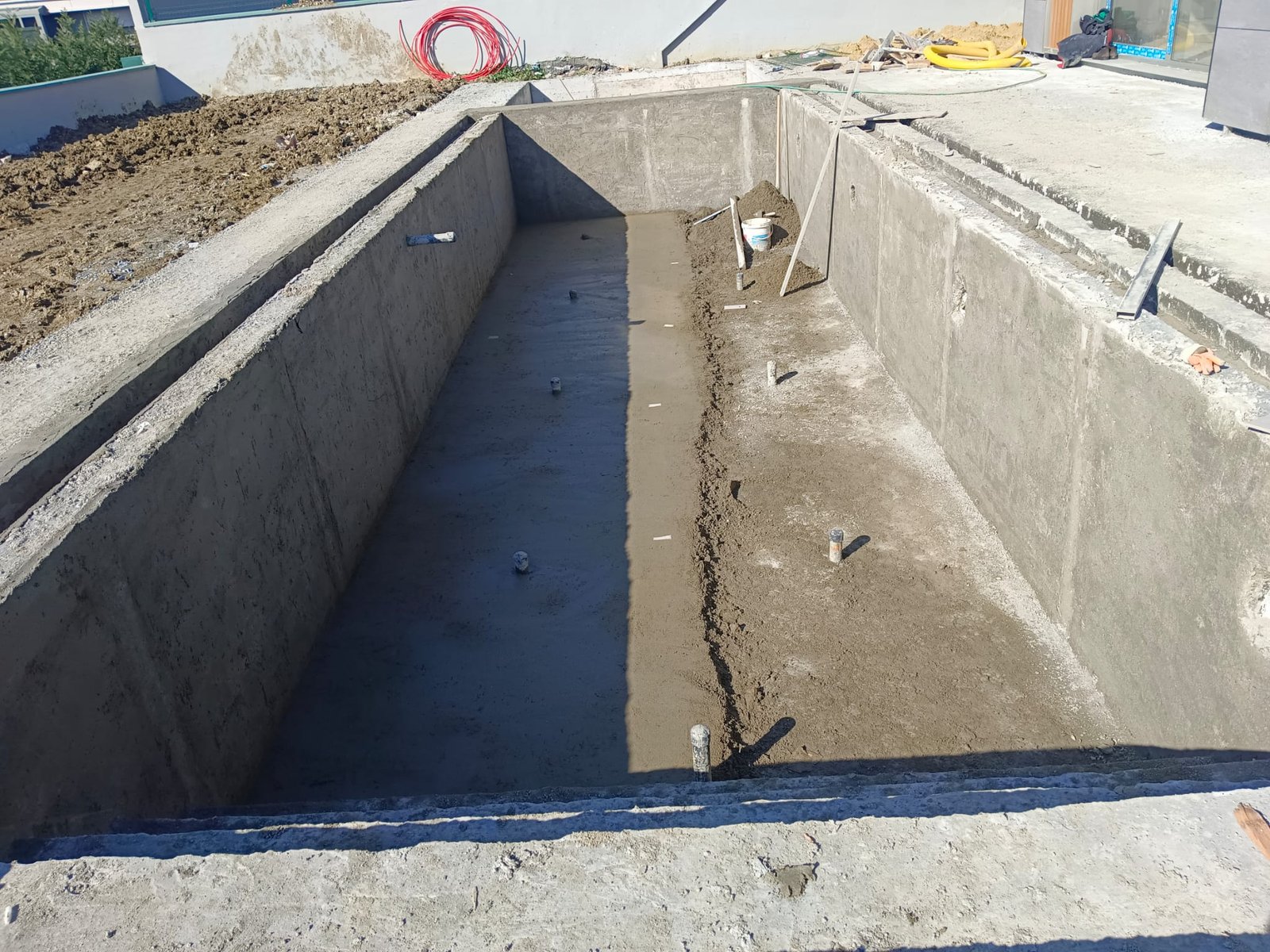 Kaş'ta sonsuzluk havuzu inşaatı